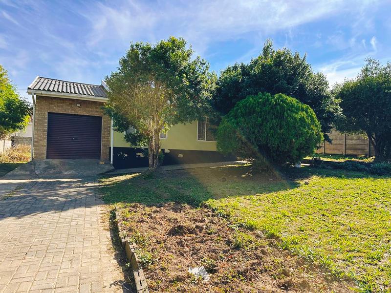 To Let 3 Bedroom Property for Rent in Northcrest Eastern Cape